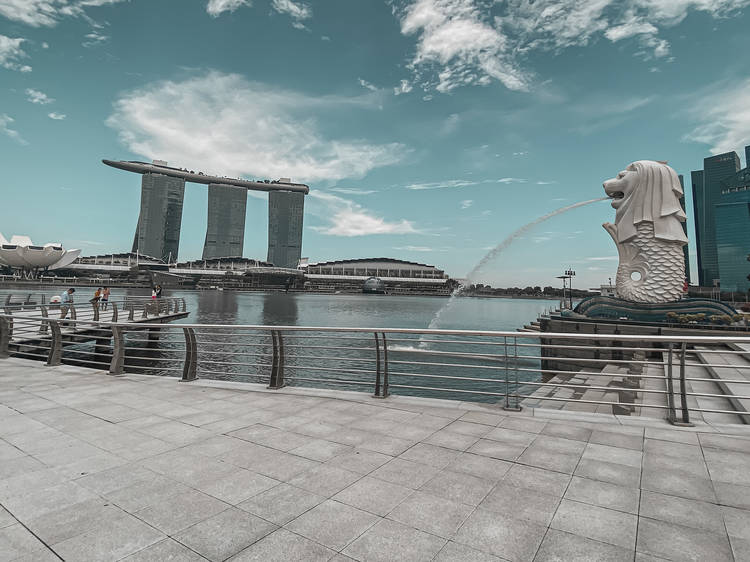 merlion statue