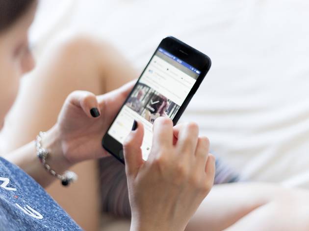 APP APP, Telemóvel