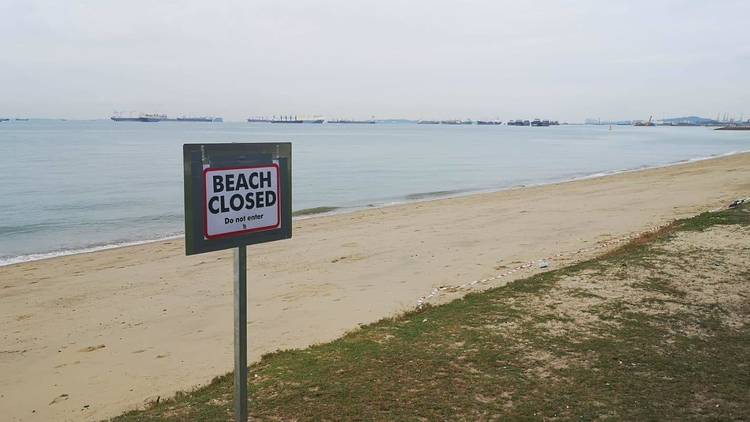 beaches closed