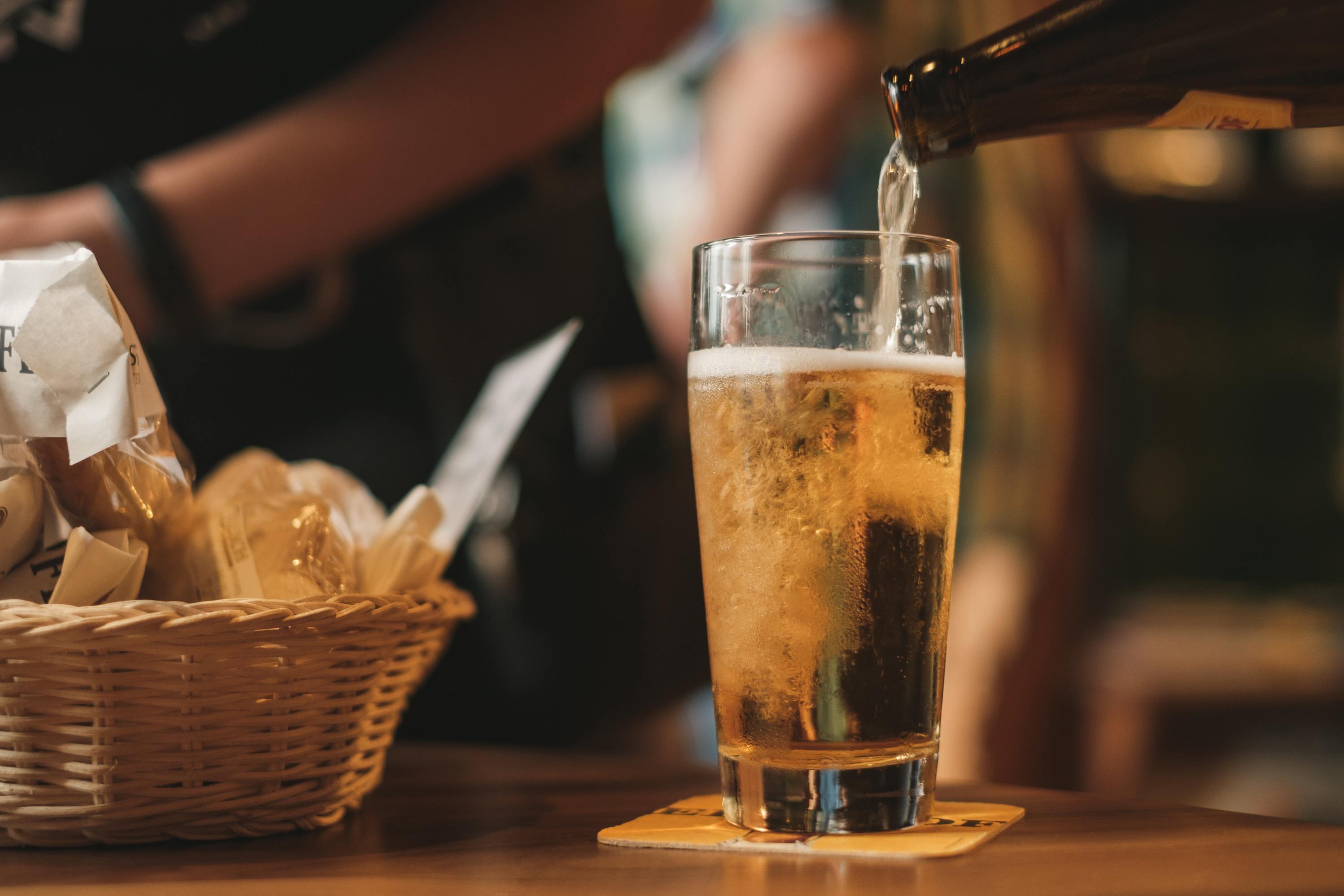 Restaurants And Izakaya Can Alcohol For Delivery Or Takeaway Alcohol For Delivery Or Takeaway