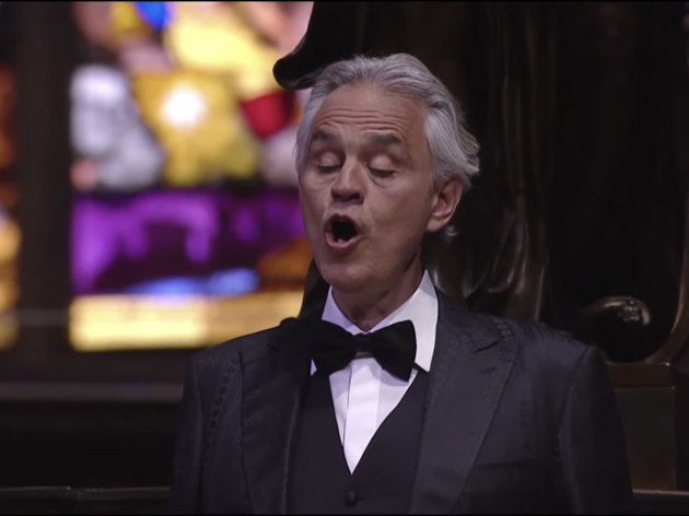 L'espectacular actuació d'Andrea Bocelli al Duomo de Milà per Pasqua El tenor italiano Andrea Bocelli