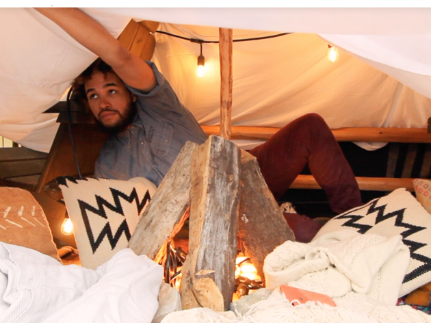 A glamping company shows us how to assemble a luxurious indoor tent glamping fort