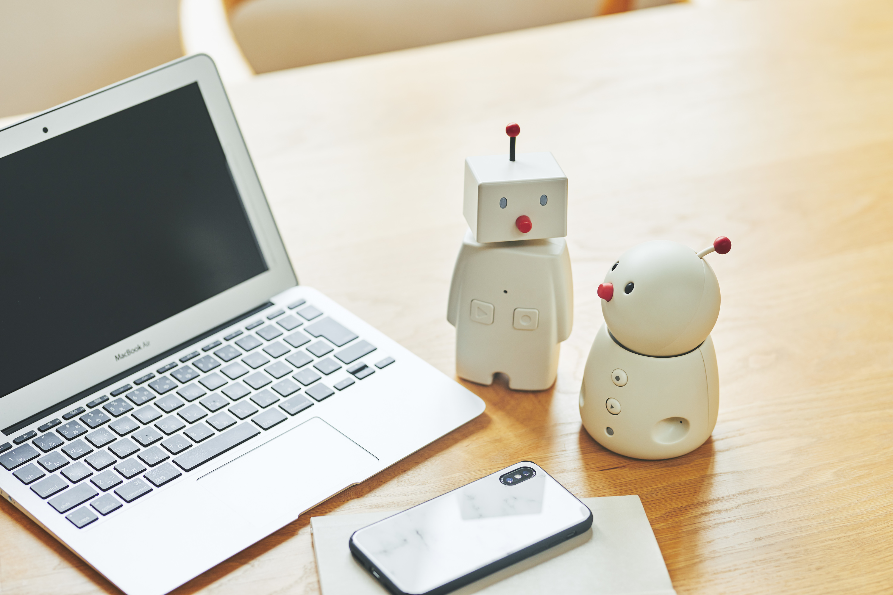 emo robot pet
