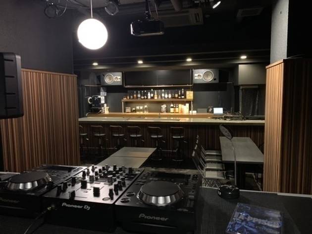 Entertainment BAR BrightMoon
