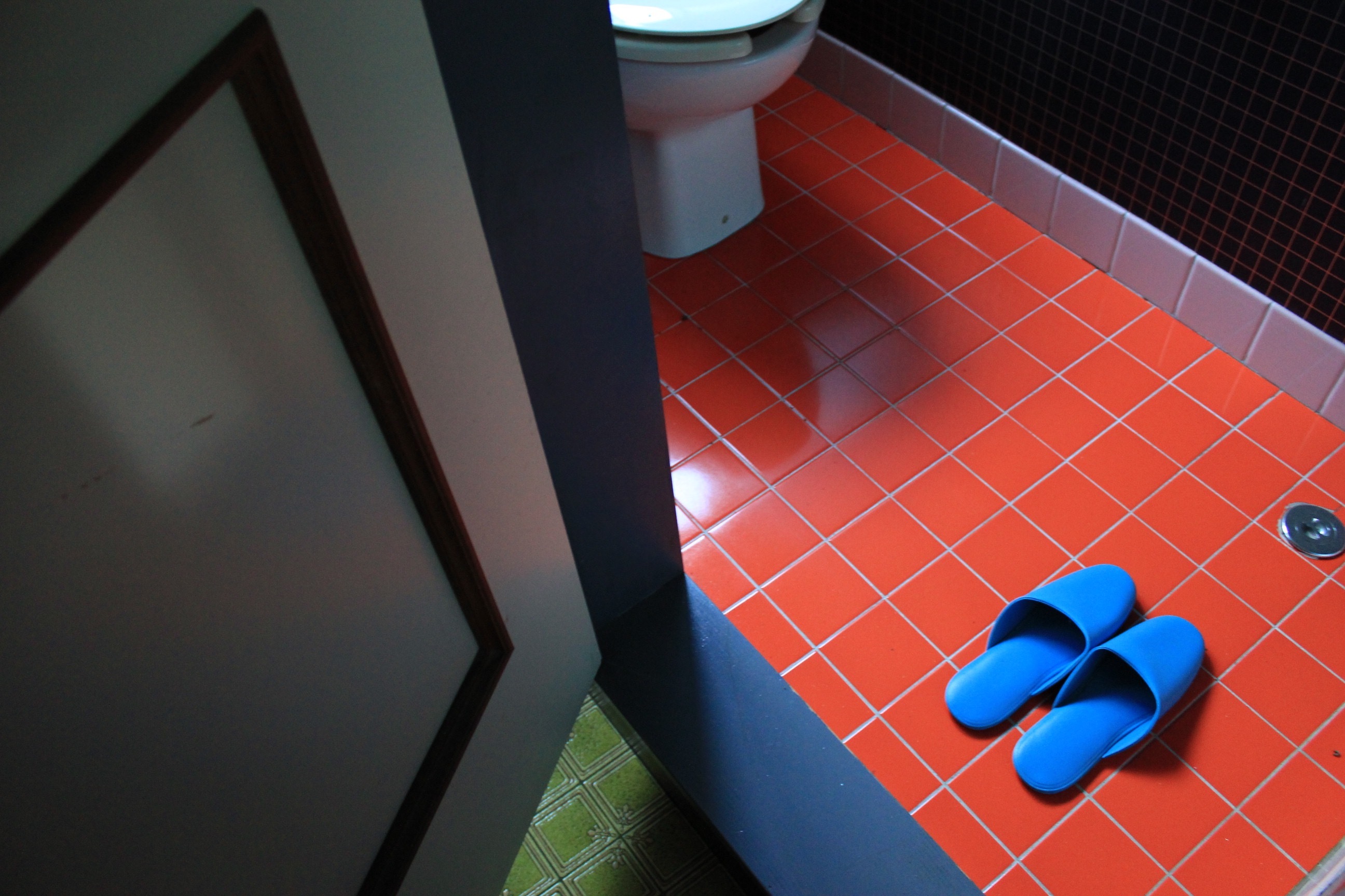 Japanese outlet toilet slippers