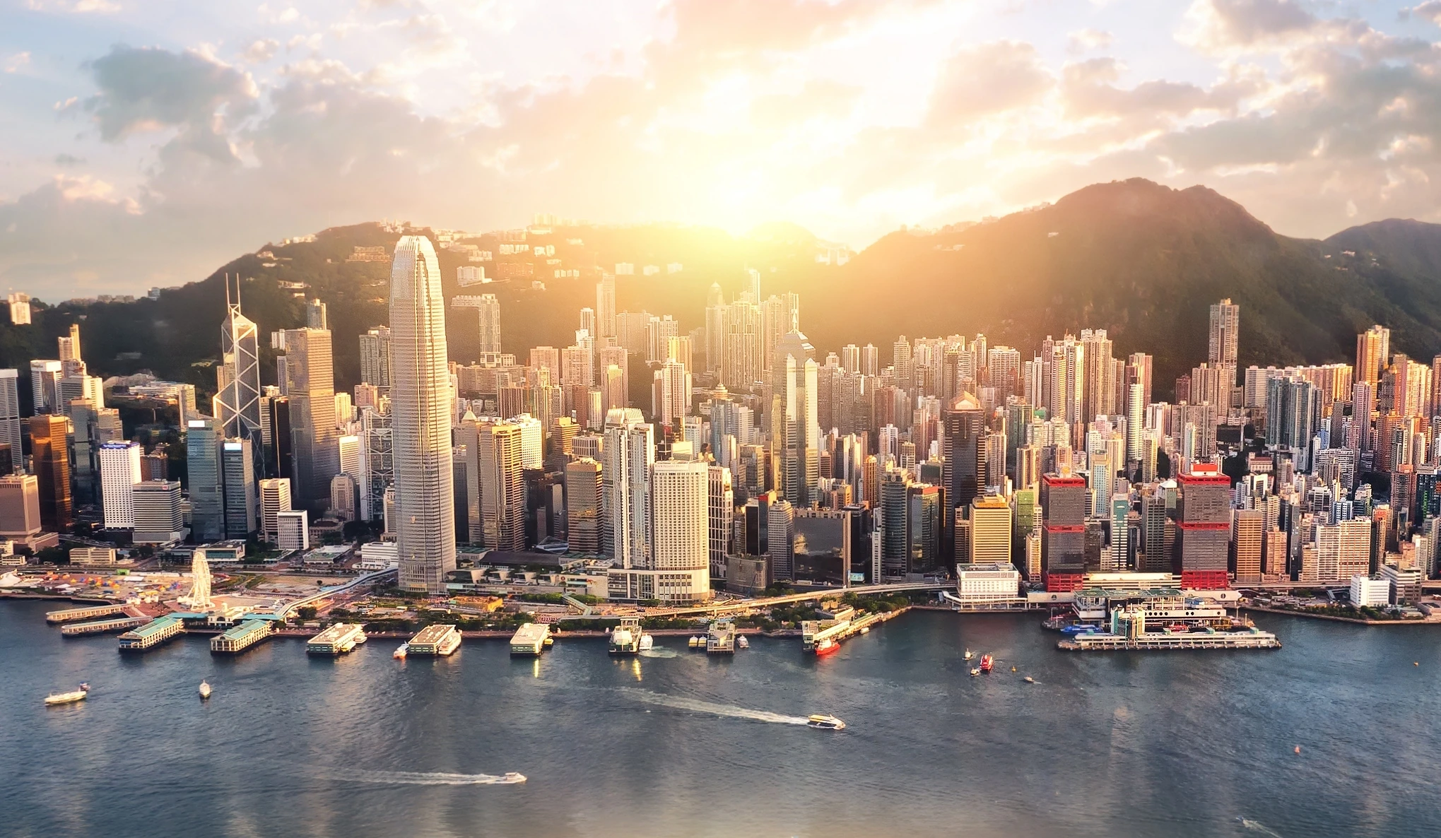 skyscrapers victoria harbour