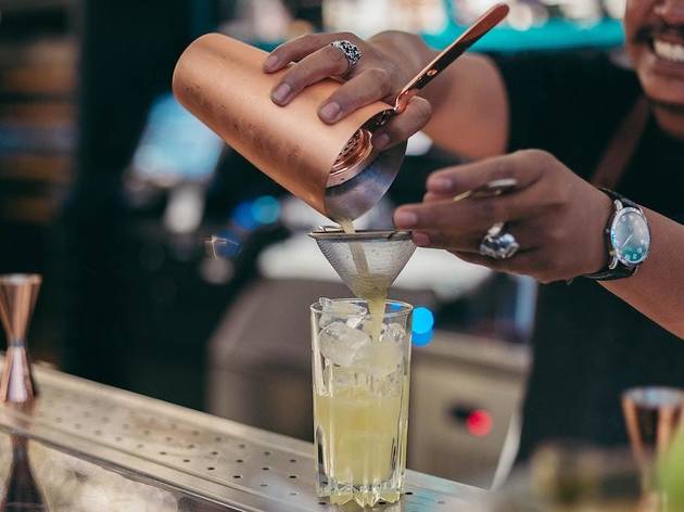 bartender, cocktails bartender, cocktails