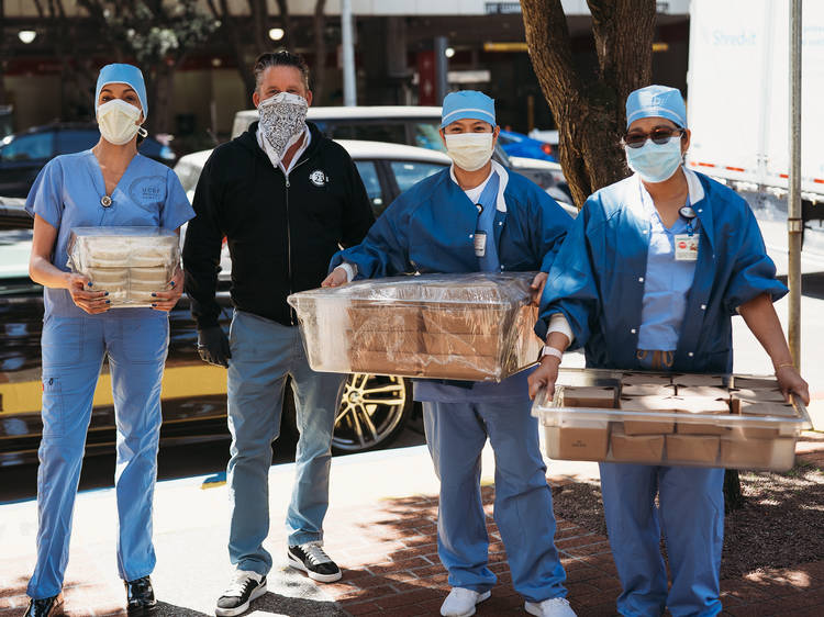 The cafe that feeds nurses 