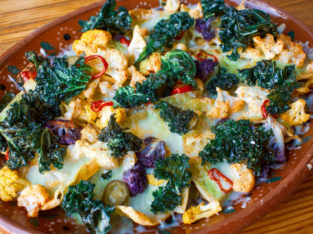 Here S How To Make Petty Cash S Cheesy Poblano Packed Cauliflower Nachos