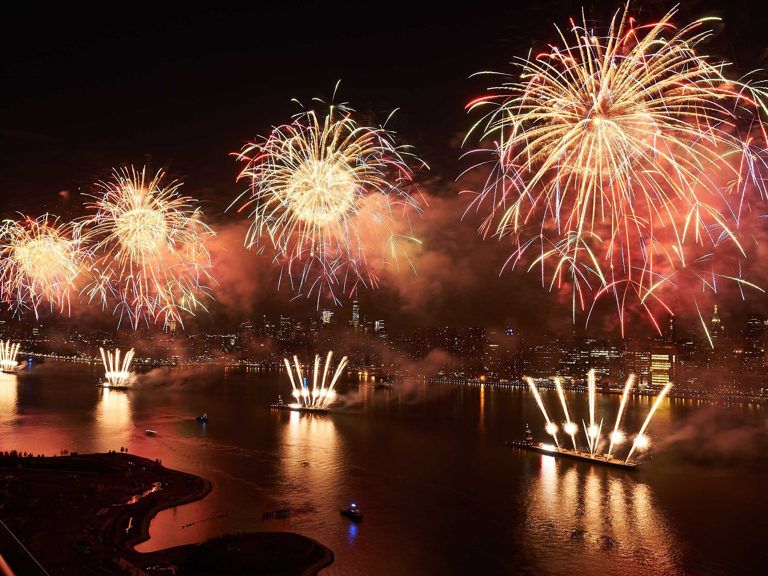 Watch The 4th Of July Fireworks In Nyc For 2020 From These Areas