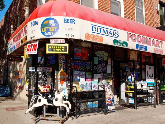 Show your city pride with this new NYC bodega-inspired streetwear Shutterstock