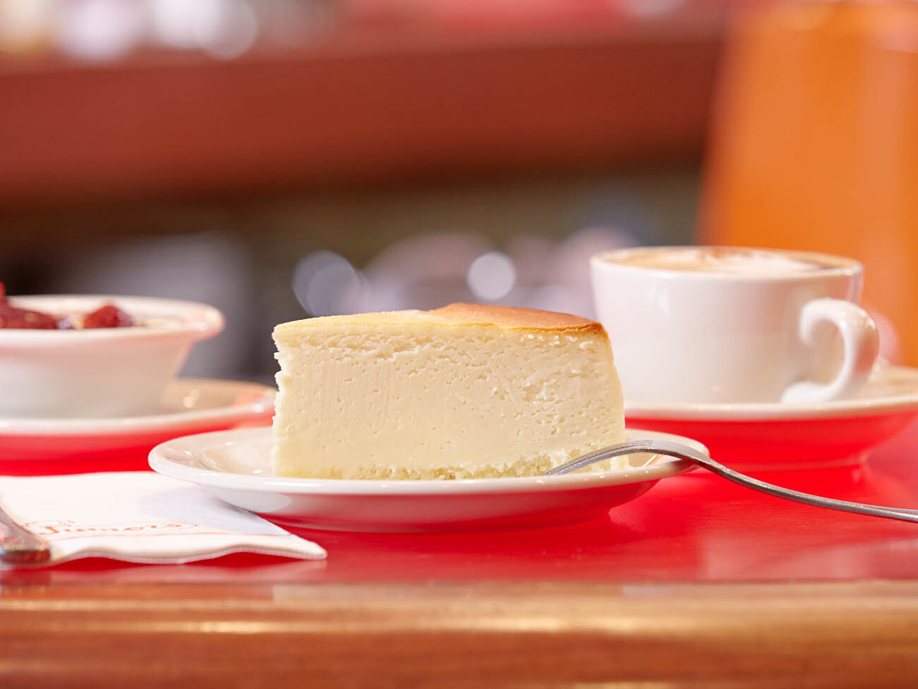 How To Bake Junior's Famous Cheesecake From Scratch At Home