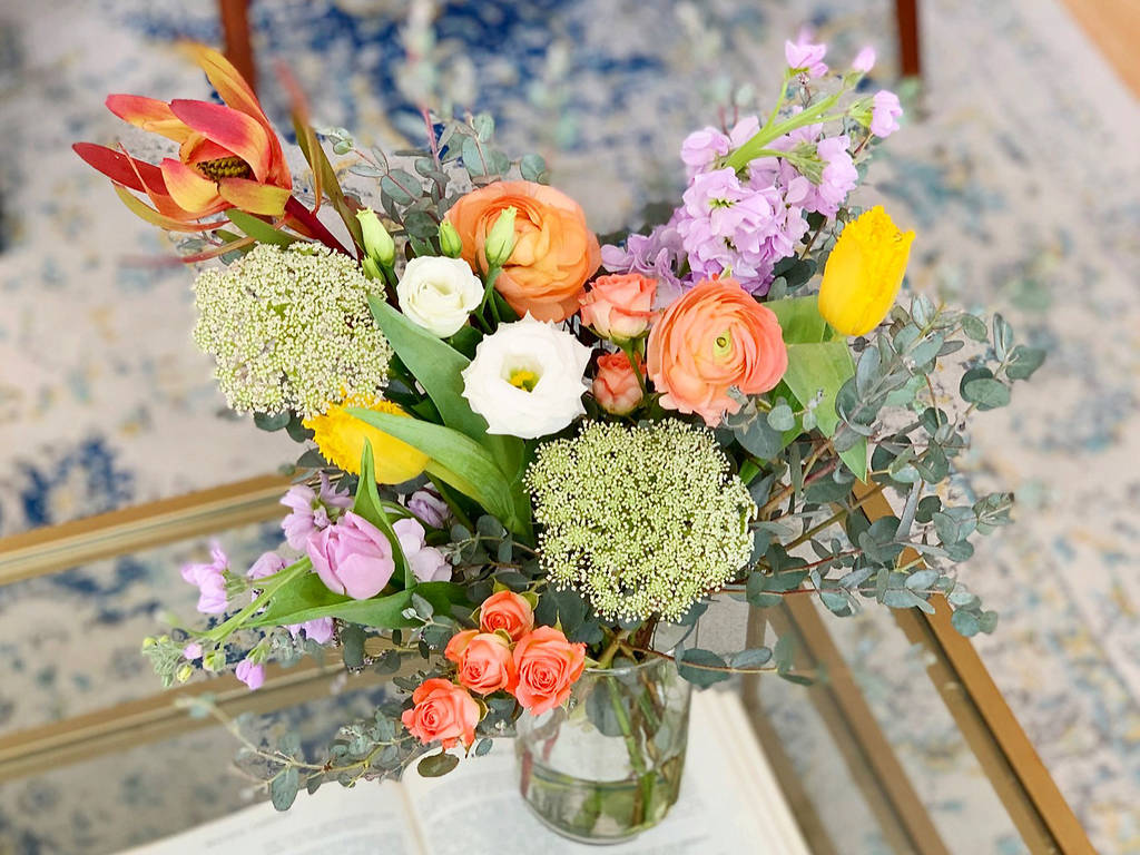 18 Best Flower Delivery Services in Chicago for 2024