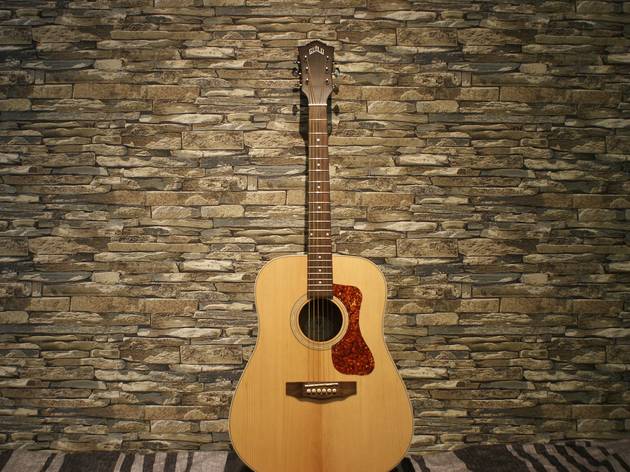 guitarra acústica Cordas Soltas