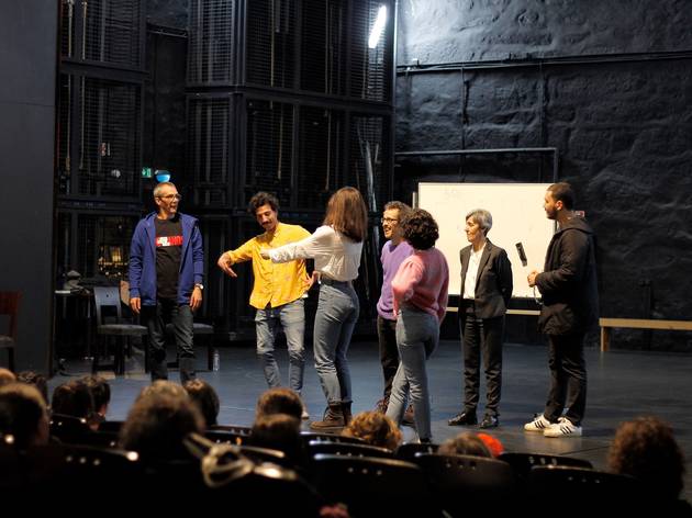 Nuno Cardoso orienta masterclass online sobre a história do teatro Nuno Cardoso orienta masterclass online sobre a história do teatro