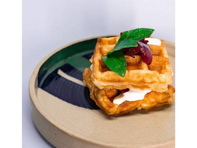 Desayunódromo desayuno waffles con toronja