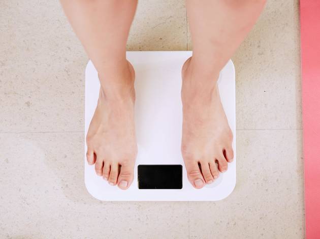 Les Français ont pris en moyenne 2,5 kilos pendant le confinement Balance