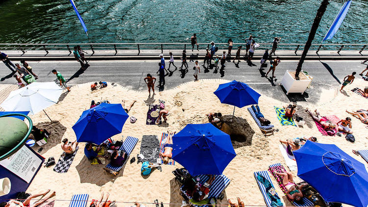 anne hidalgo beach france