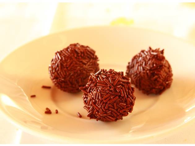 Trufas de pasas al ron Trufas de pasas al ron