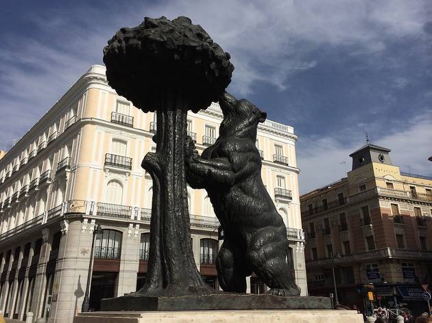El oso y el madroño El oso y el madroño