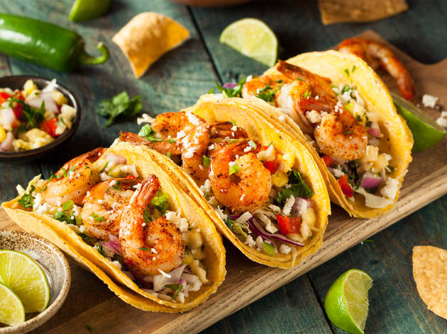 Tacos de camarón capeado Tacos de camarón capeado