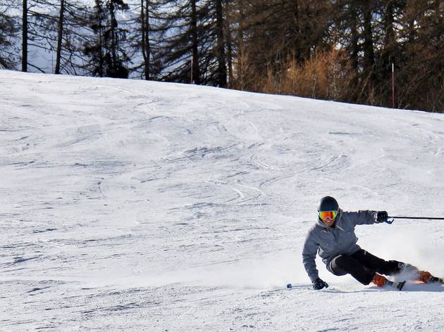 Skiing Person skiing