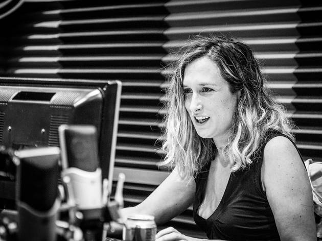 Romina Pons Romina Pons, locutora de radio y famosa escritora