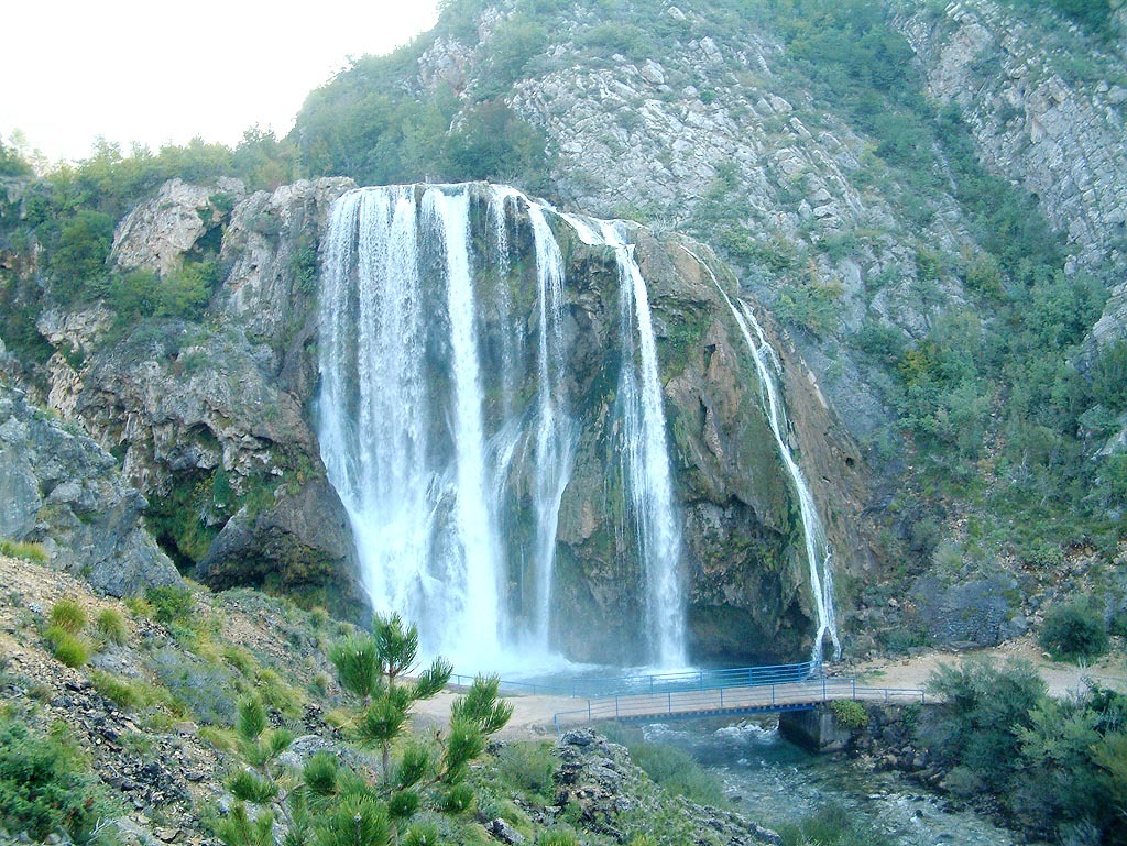 Topoljski Buk, Krčić Waterfall, knin