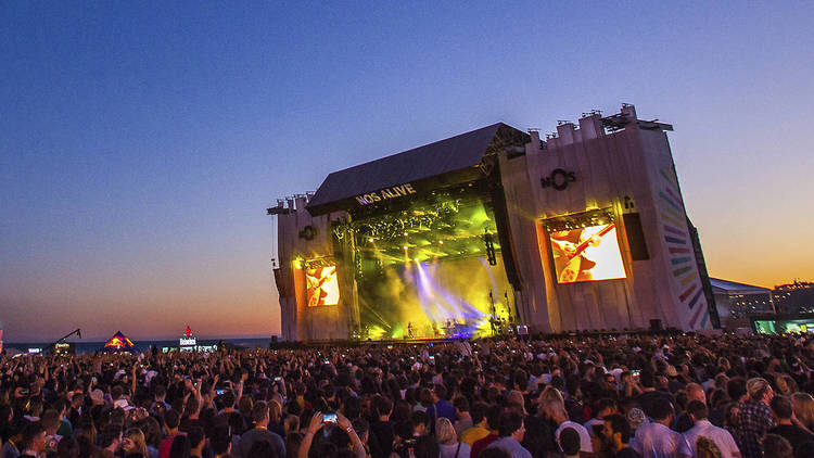 Nos Alive