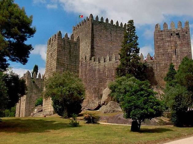 Castelo de Guimarães Castelo de Guimarães