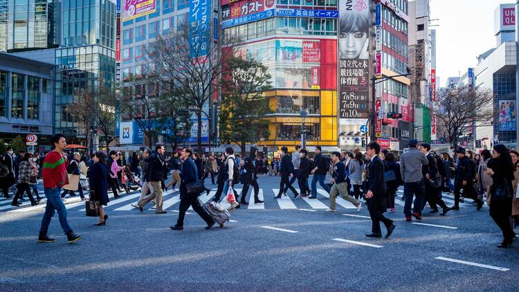 混雑した場所は避ける。