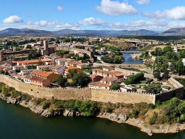 Buitrago de Lozoya Buitrago de Lozoya