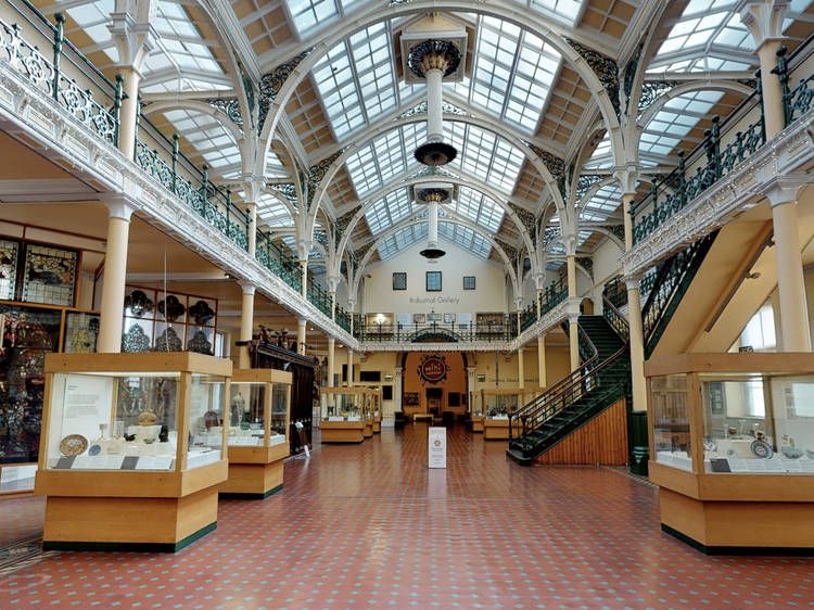 Birmingham Museums and Art Gallery for kids
