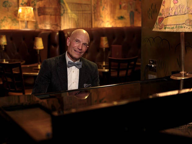 Bemelmans Bar’s resident pianist is putting on a live virtual performance tonight Earl Rose Bemelmans Bar