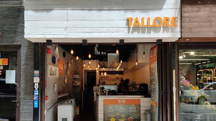 Photo of Tallore's storefront