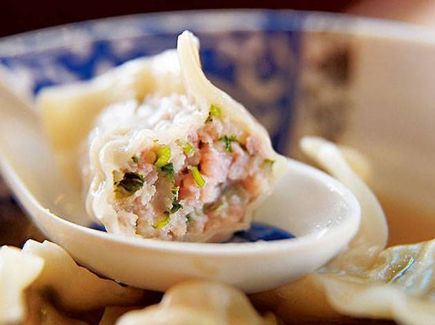 Nom Nom Dumpling (Wanchai) A dumpling