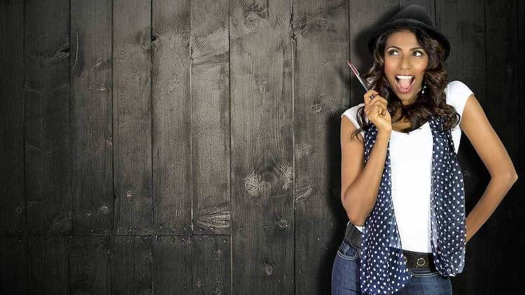 Shalynn Hobelsberger, Lady Laughs with Discover