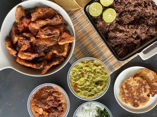 chicharrón norteño chicharrón norteño con guacamole y carnitas