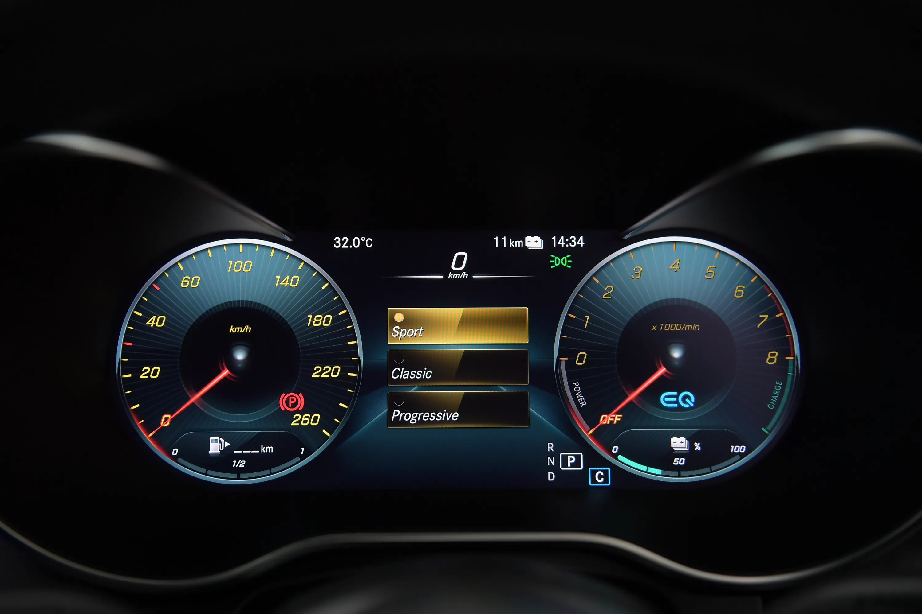 Mercedes-Benz C 300 e AMG Sport