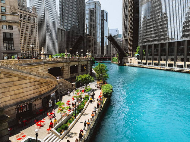 chicago river