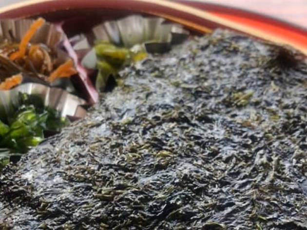 地味なのに超高級、松前名物「海苔だんだん弁当」が取り寄せ可能に 『海苔だんだん弁当』