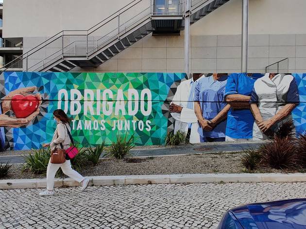 Mural de homenagem aos profissionais de saúde Mural de homenagem aos profissionais de saúde