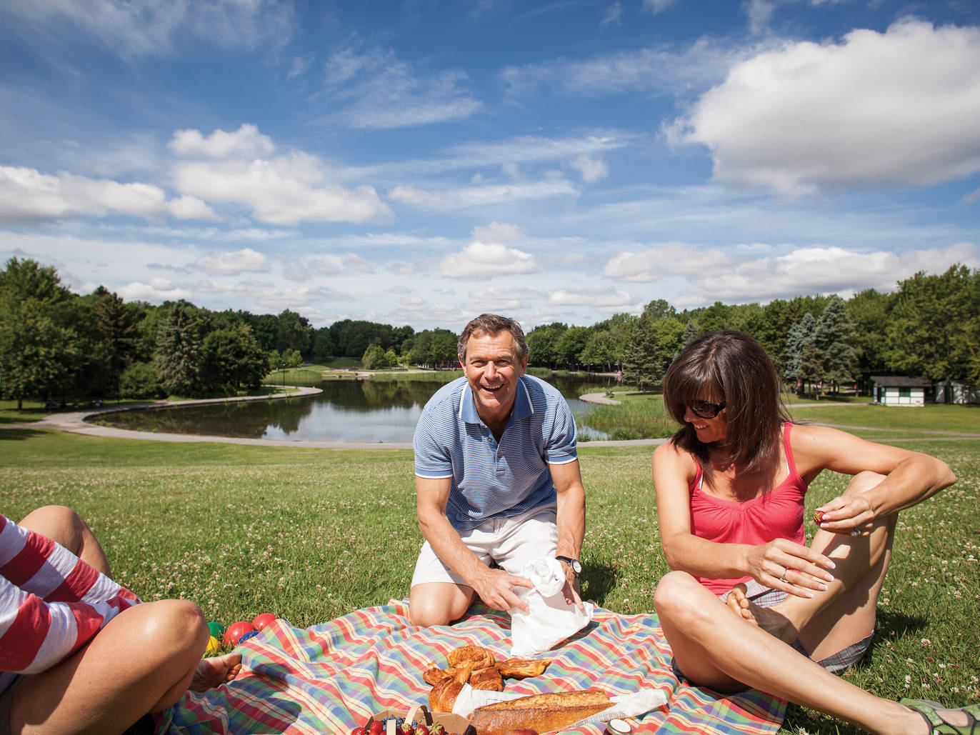 The Best Picnic Spots in Montreal for Outdoor Lounging and Dining