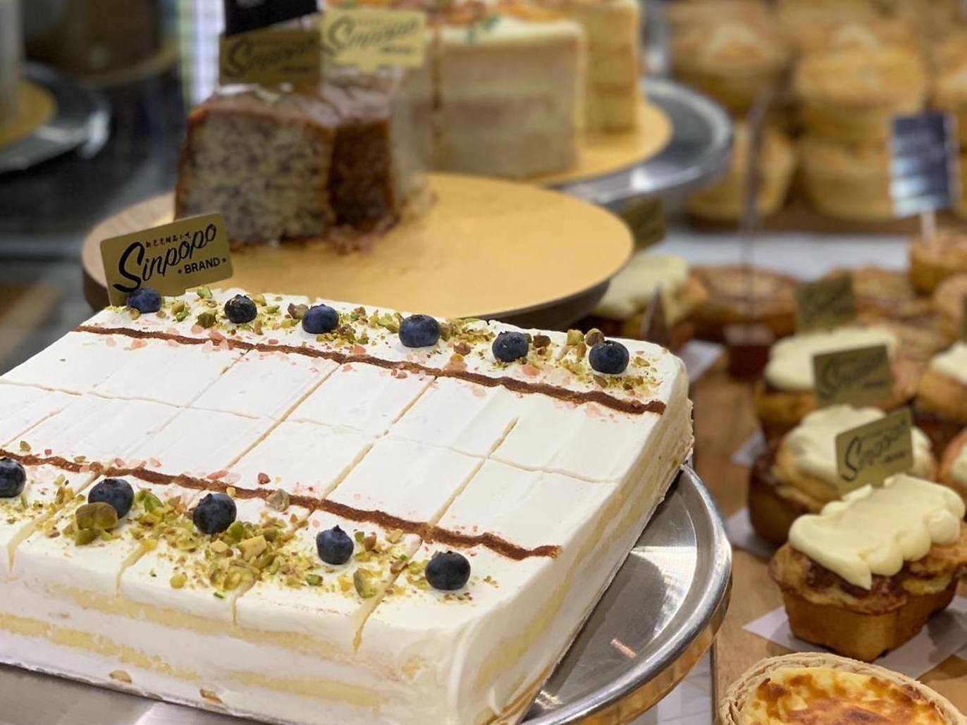 18 Best Bakeries Offering Cake Delivery In Singapore