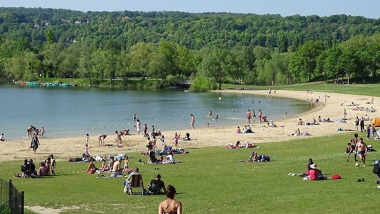 Faire un plouf à l'île de loisirs du Val de Seine