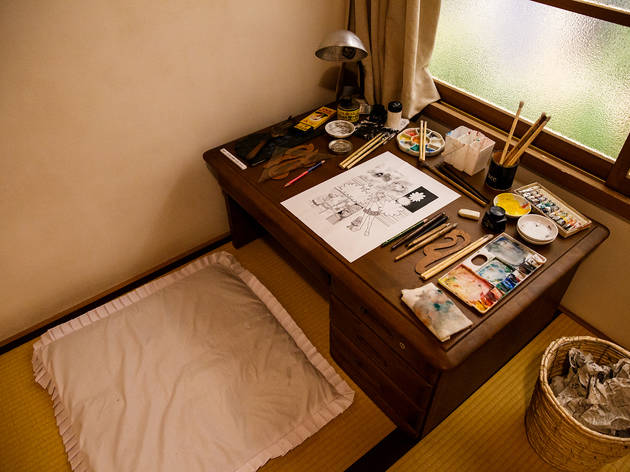 16号室にある机。ここに座って写真撮影ができる(photo: Keisuke Tanigawa)