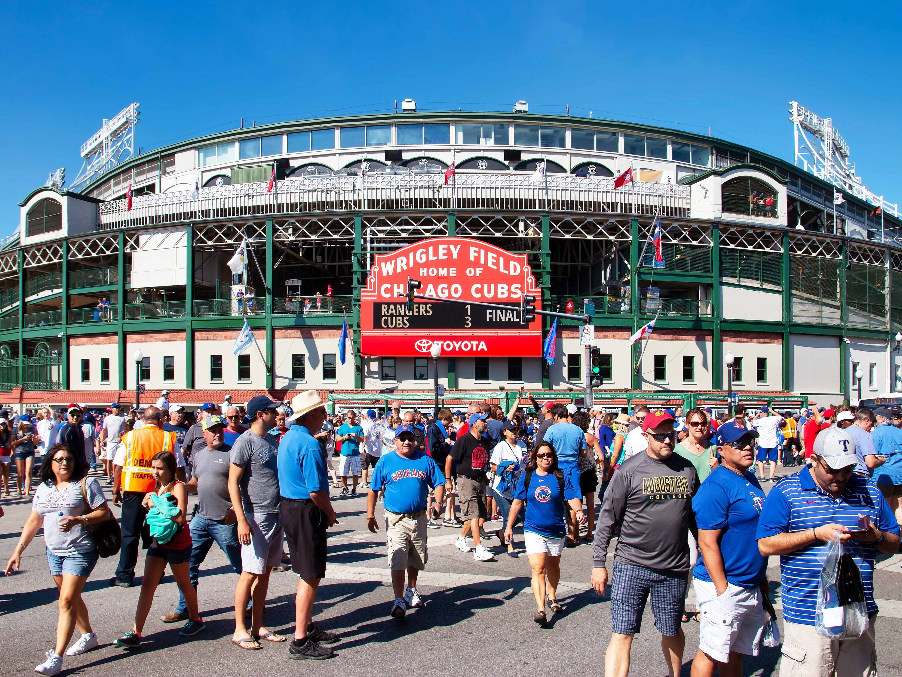 Wrigley Field, Chicago Cubs