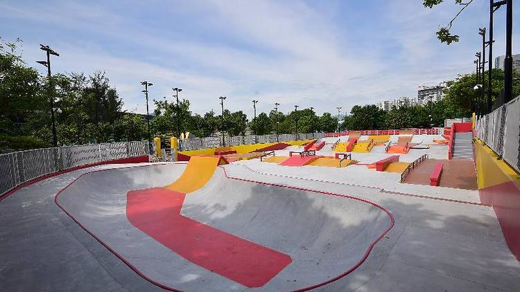 Lai Chi Kok Skatepark