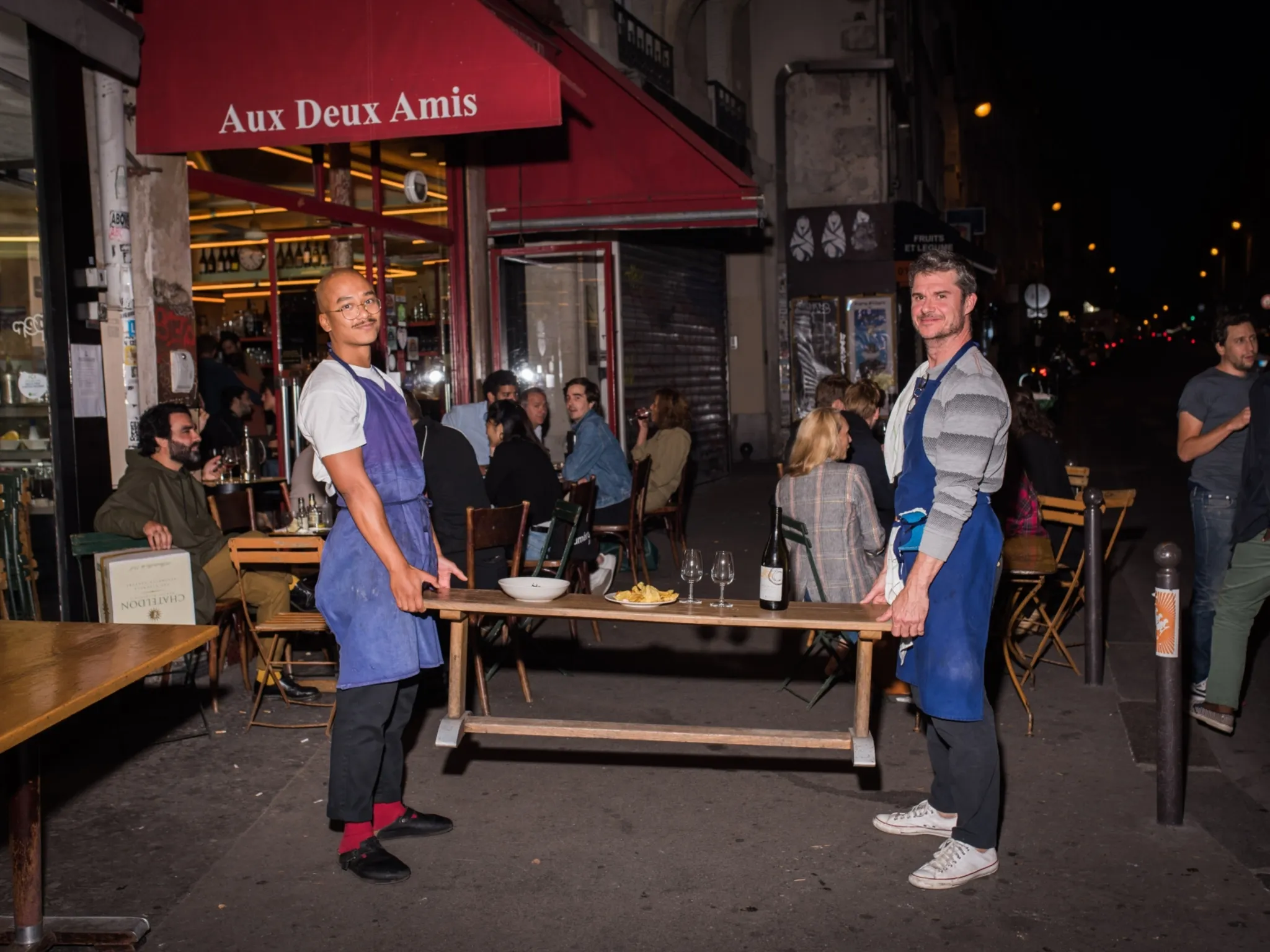 Aux Deux Amis and Super