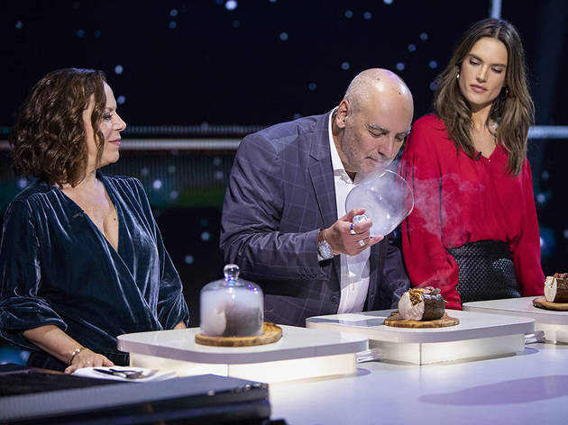 Todo el mundo a la mesa Todo el mundo a la mesa